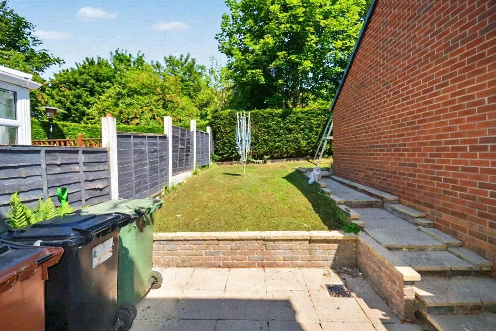 St. James Close, Leeds, LS12, photo 8