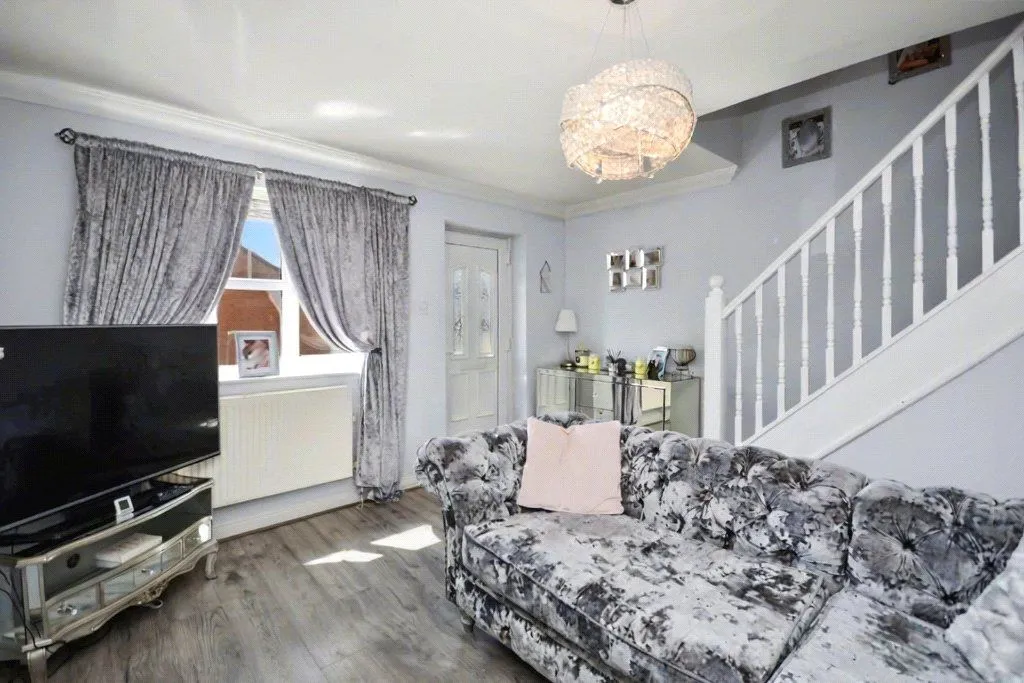 St. James Close, Leeds, LS12, photo 11