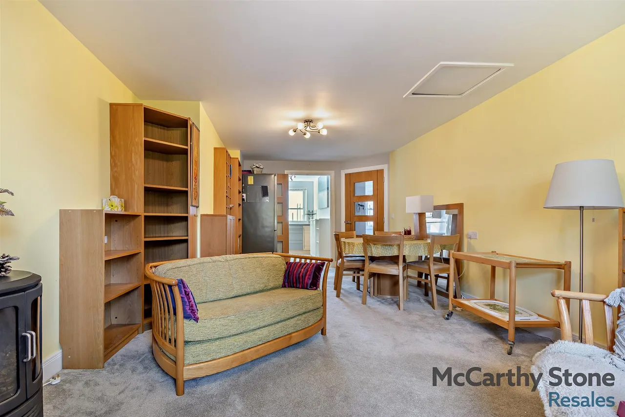 Victoria Road, Malvern, WR14, photo 9
