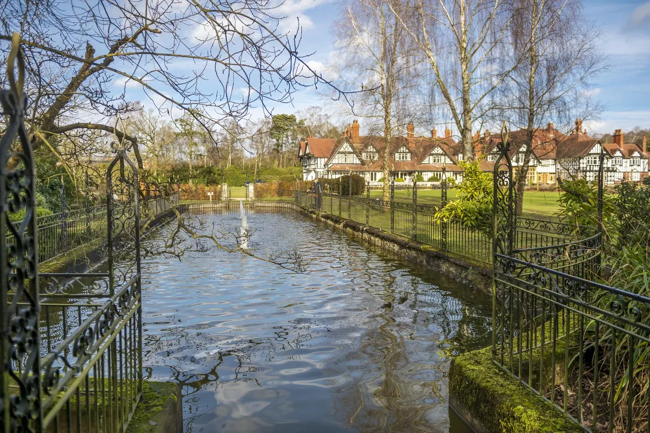 Victoria Road, Malvern, WR14, photo 18