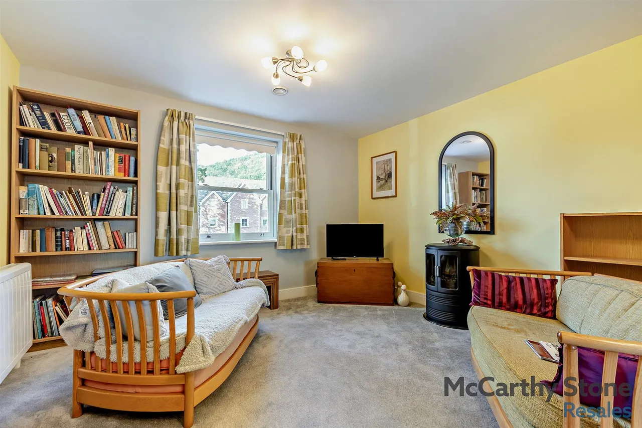 Victoria Road, Malvern, WR14, photo 5