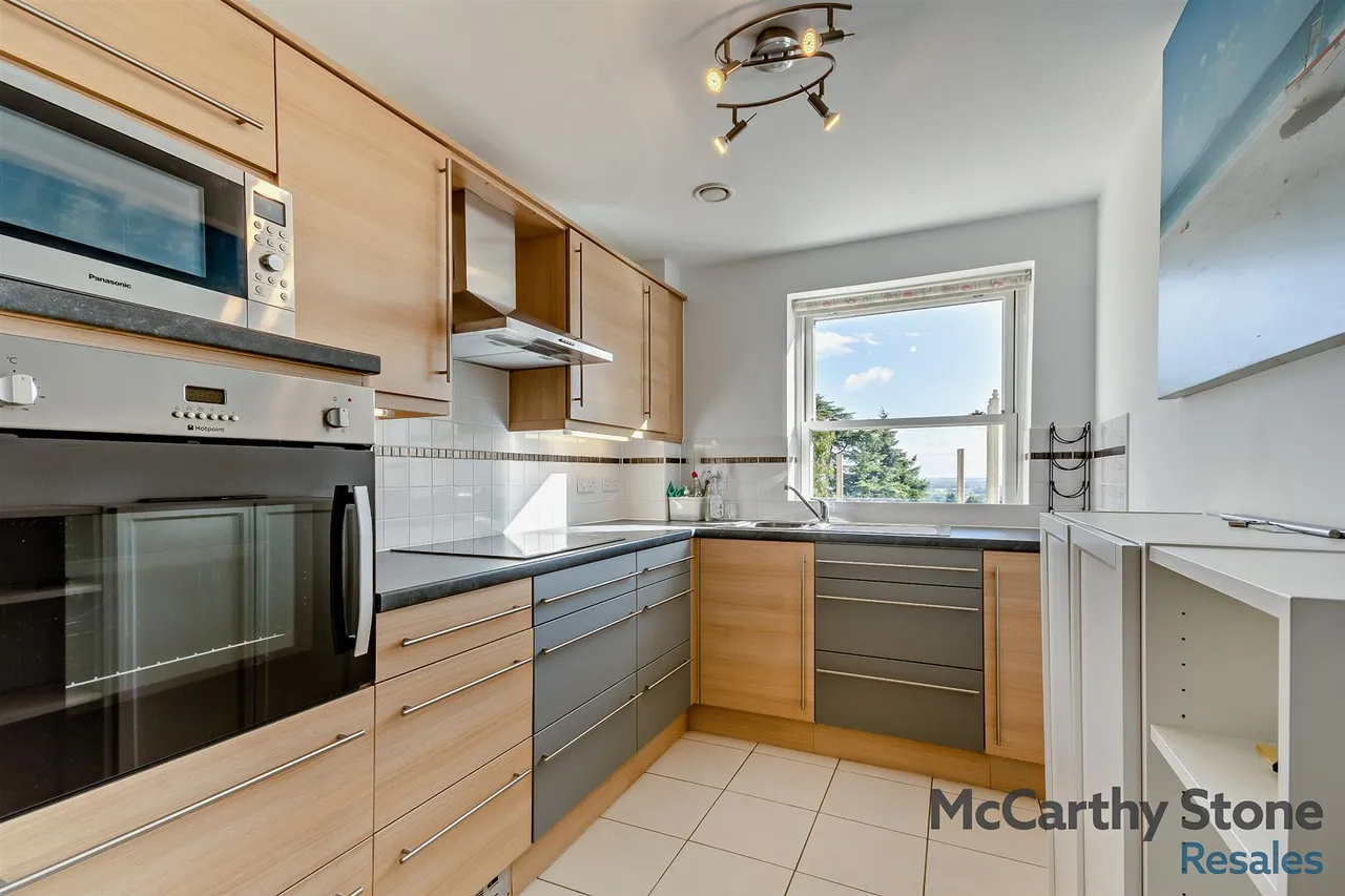1 bed flat for sale, Victoria Road, Malvern, WR14