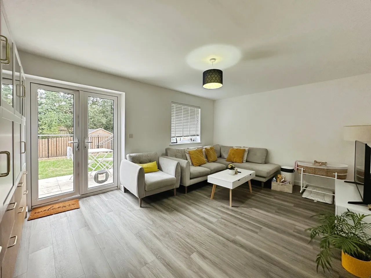 Cob Close, Blackwater, Camberley, Hampshire, GU17 9FU, photo 10