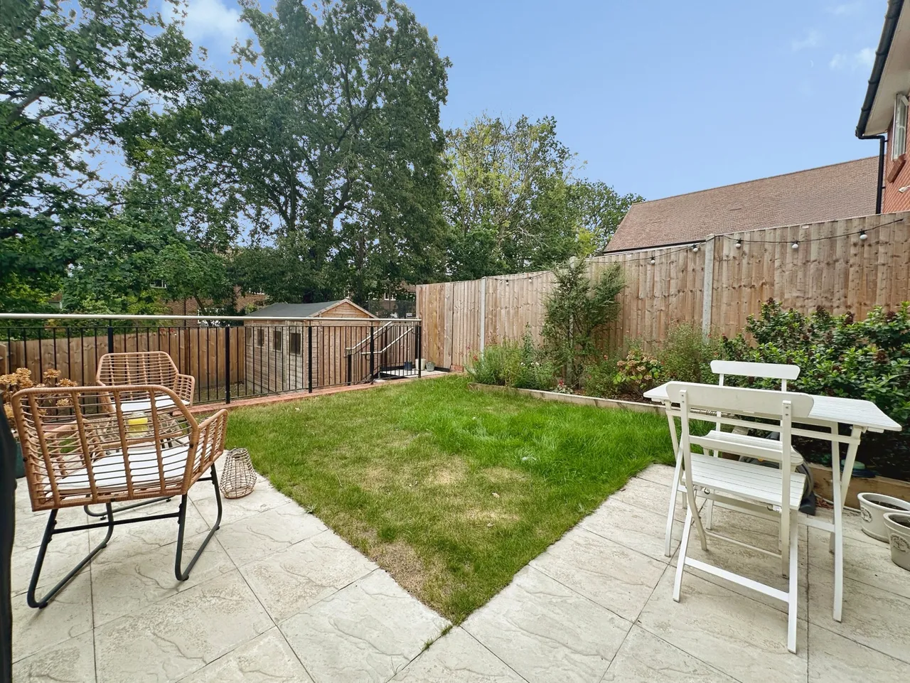 Cob Close, Blackwater, Camberley, Hampshire, GU17 9FU, photo 13