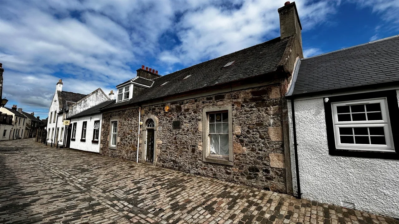 Glasgow Vennel, Irvine, photo 12