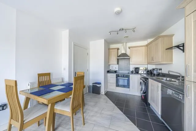 Mallory Road, Basingstoke, RG24, photo 6