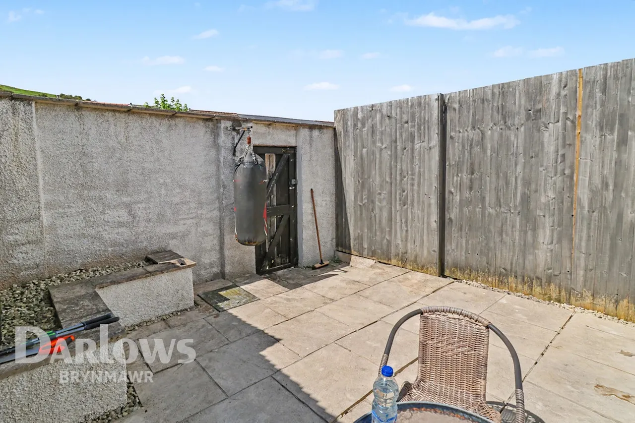 Pochin Crescent, Tredegar, photo 11