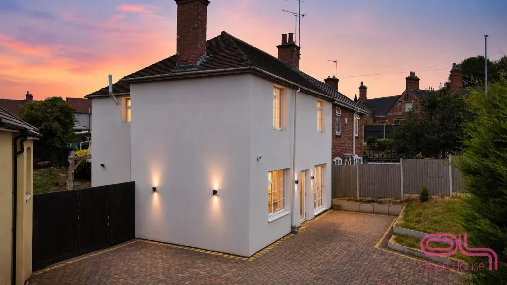 3 bed house for sale, Bladon Street, Burton-On-Trent, DE15