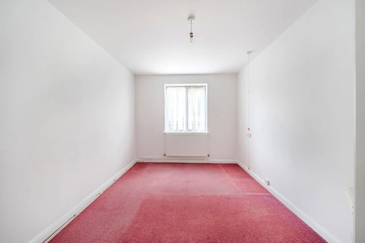 Uxbridge Road, Pinner, HA5, photo 8