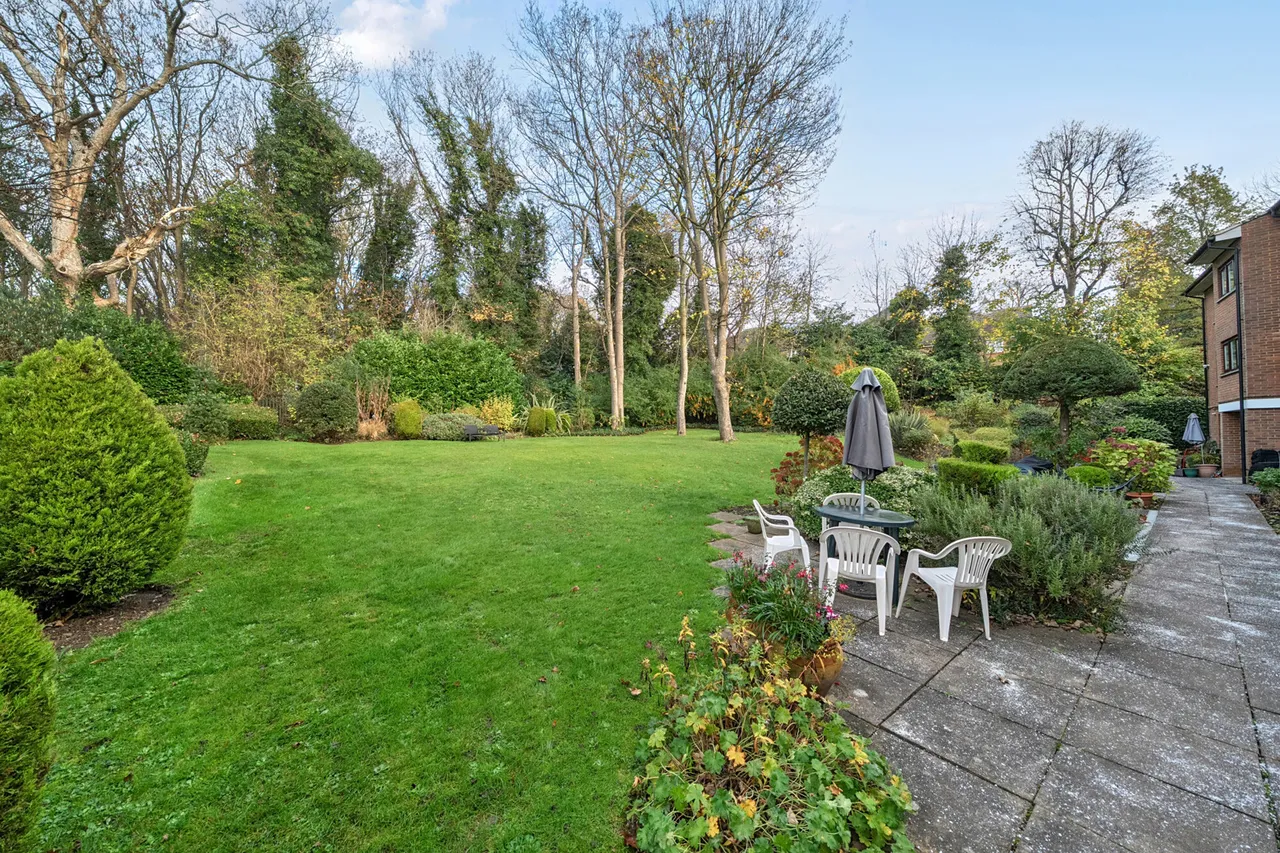 Uxbridge Road, Pinner, HA5, photo 11