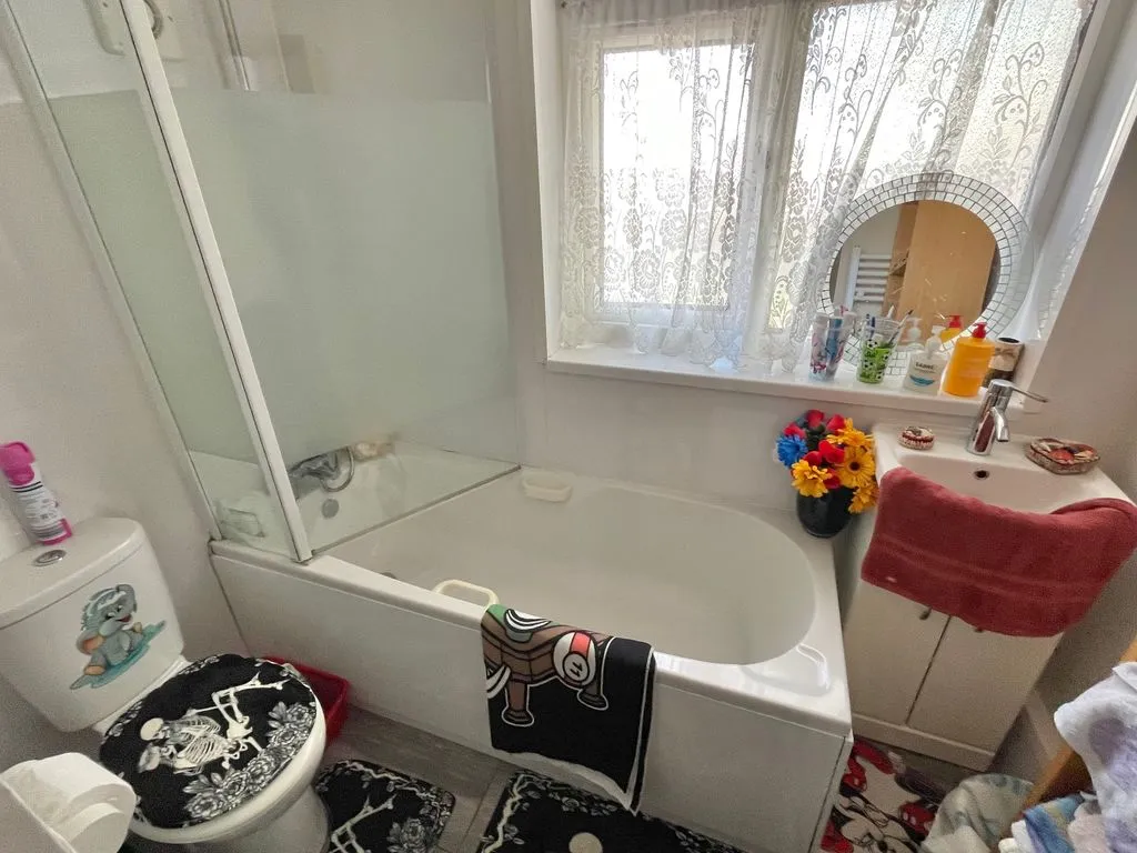 Warren Farm Road, Kingstanding, B44, photo 5