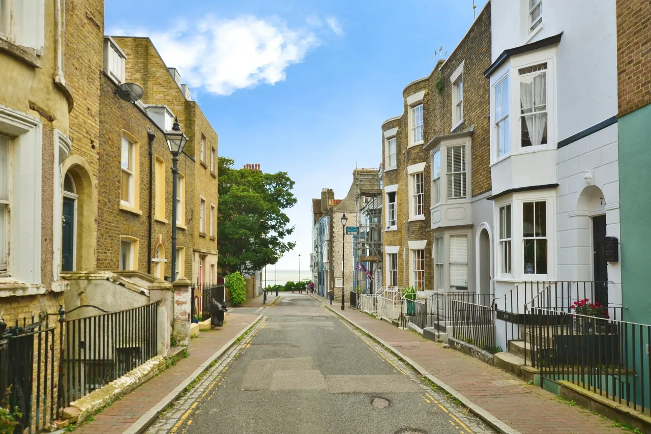 4 bed house for sale, Addington Street, Ramsgate, CT11