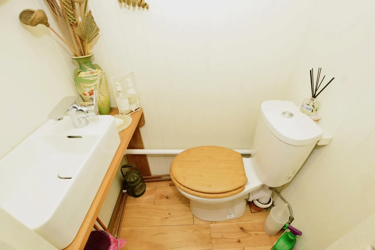 Addington Street, Ramsgate, CT11, photo 8