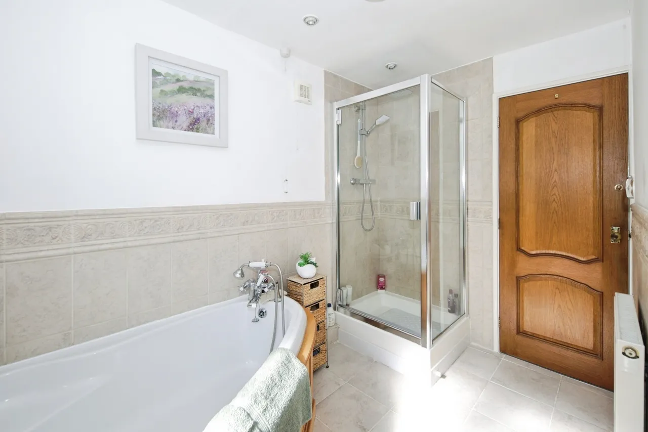 The Oaklands, Birmingham, B37, photo 15