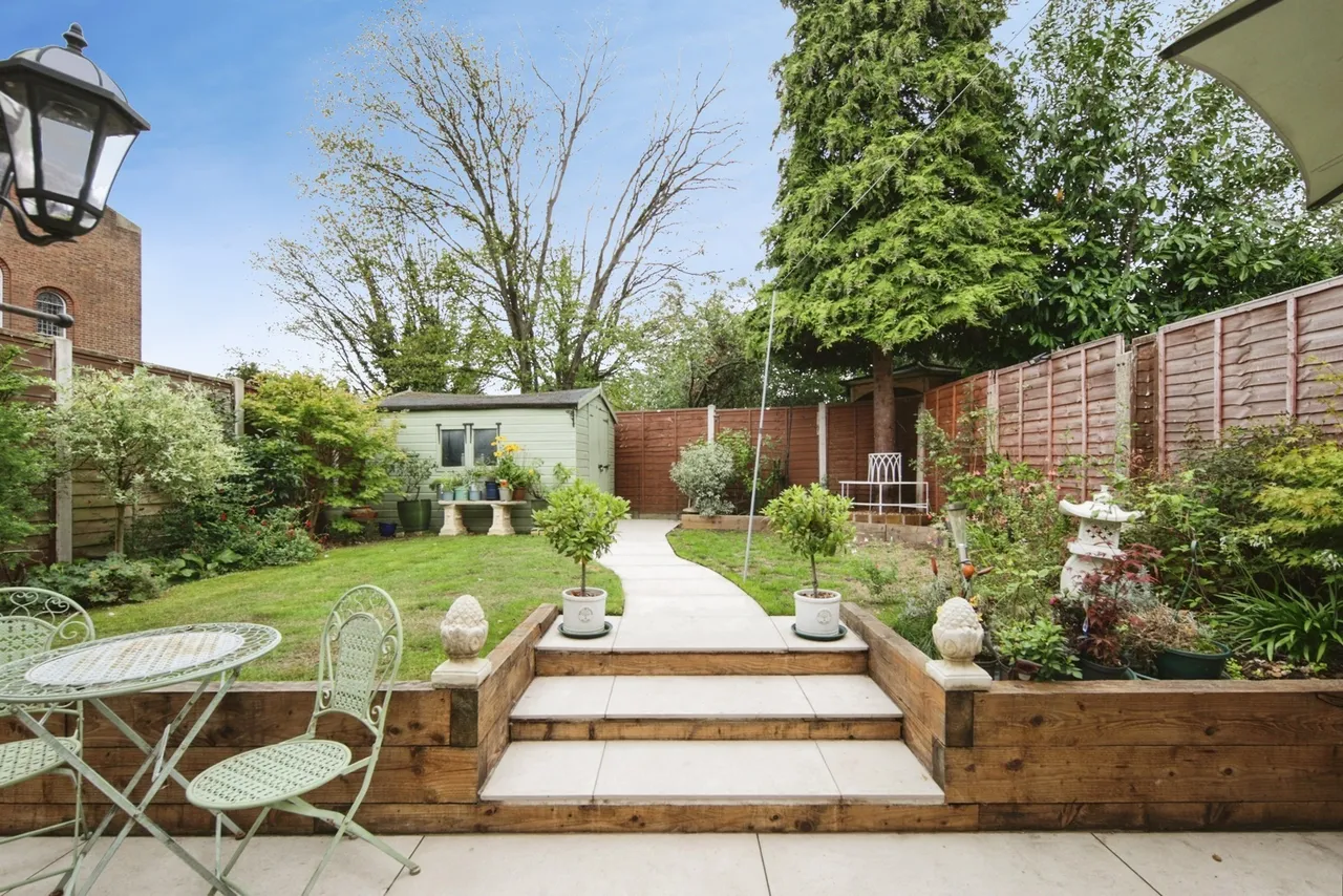 The Oaklands, Birmingham, B37, photo 4