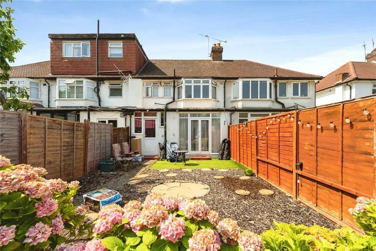 Barnfield Avenue, Kingston upon Thames, KT2, photo 5