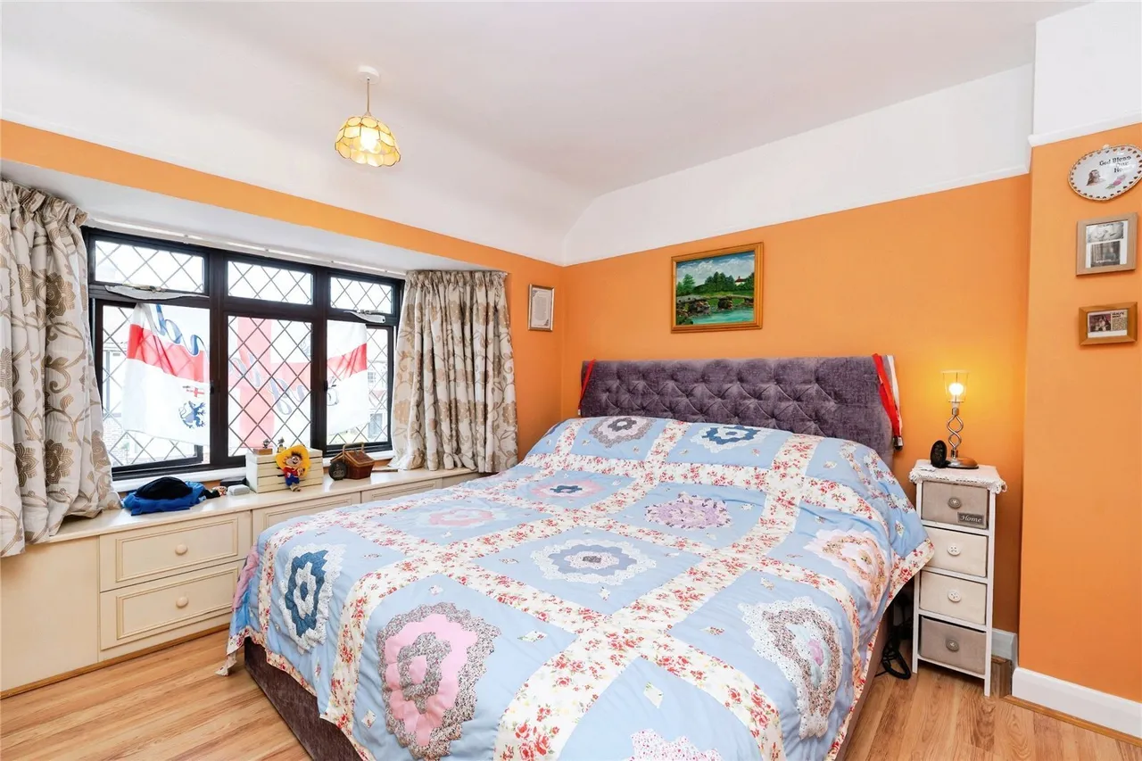 Barnfield Avenue, Kingston upon Thames, KT2, photo 10