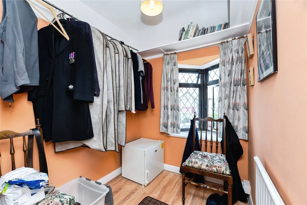 Barnfield Avenue, Kingston upon Thames, KT2, photo 14