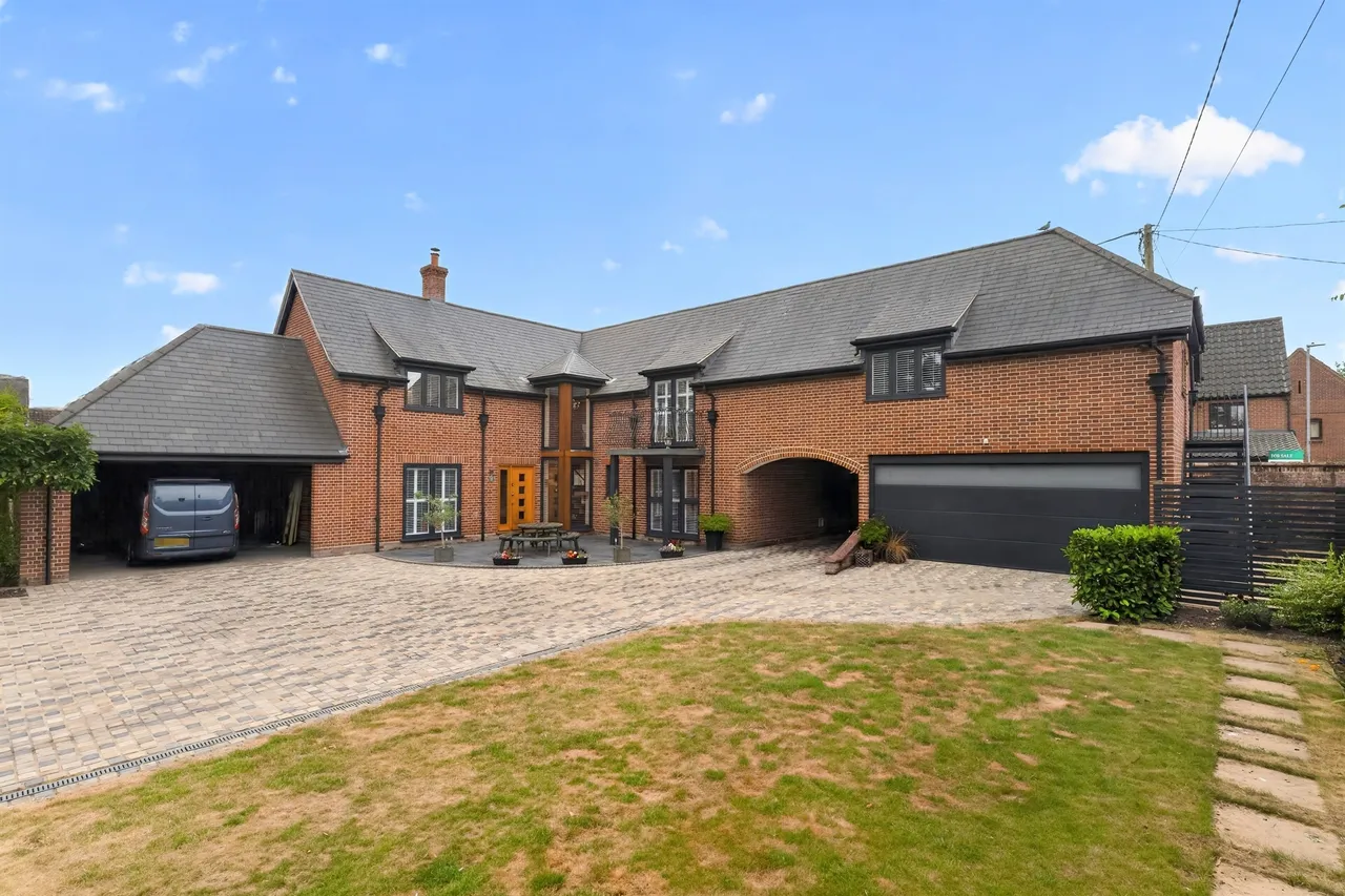 5 bed house for sale — Pit Lane, Swaffham