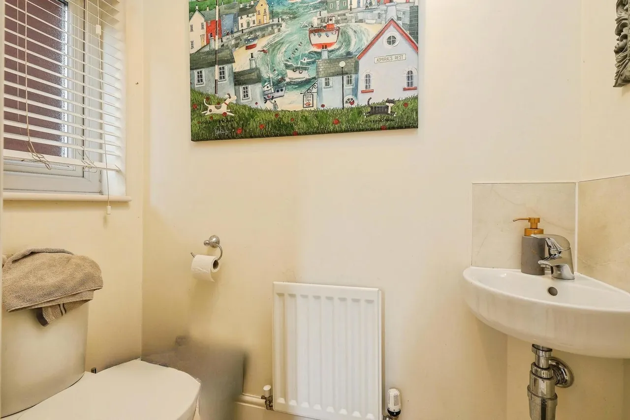 Tamar Valley Close, NEWPORT, Gwent, NP20, photo 8