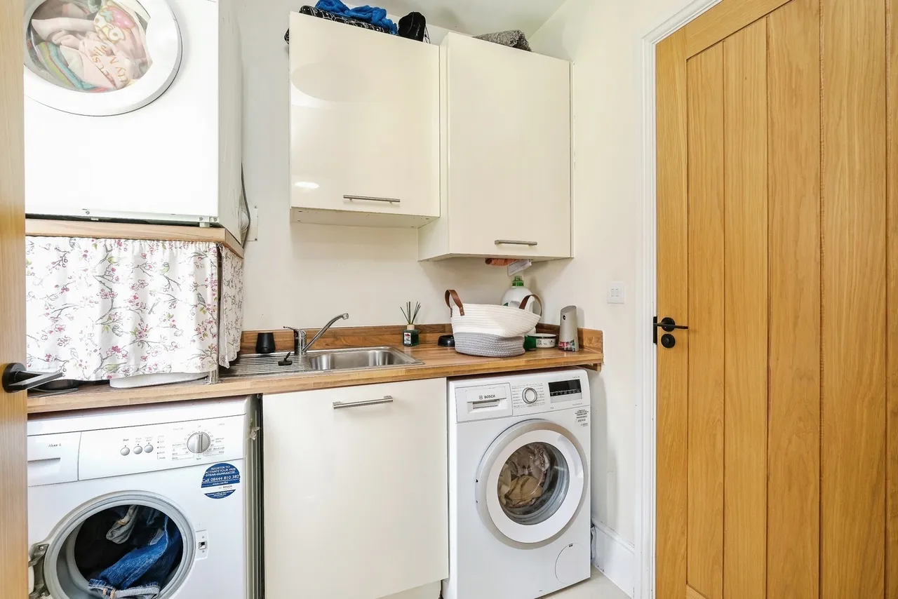 Tamar Valley Close, NEWPORT, Gwent, NP20, photo 7