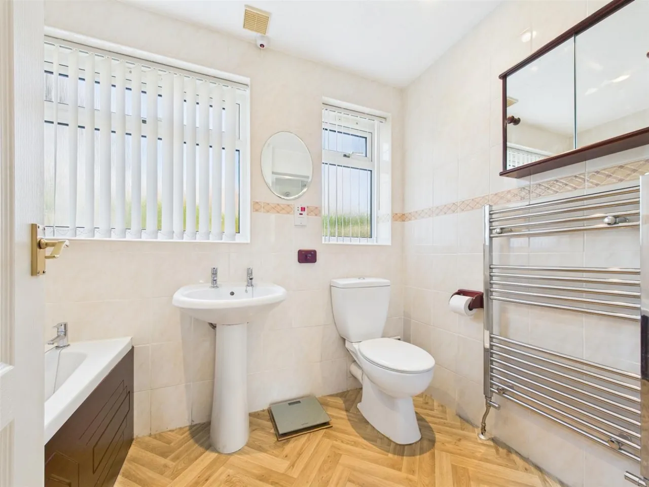 Meadow Close, North Hykeham, Lincoln, photo 12