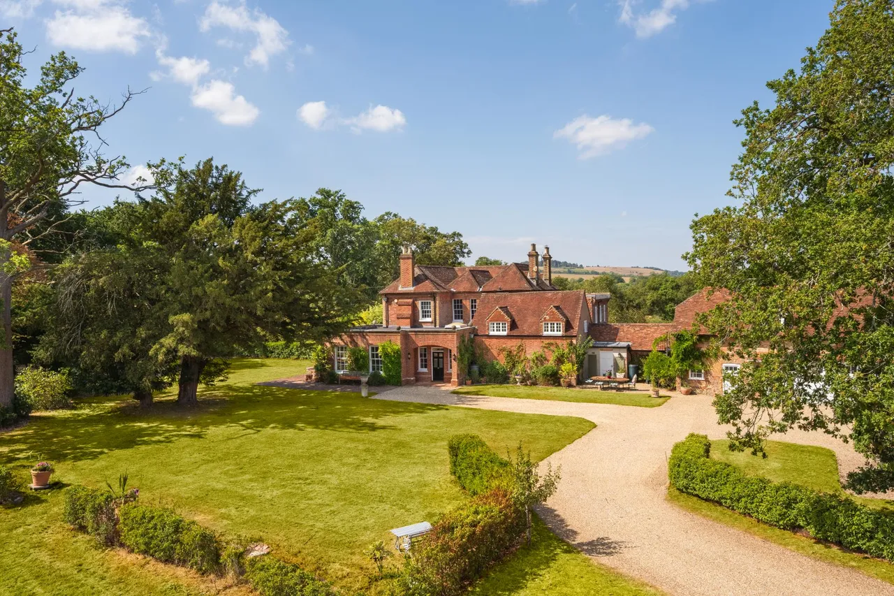 5 bed house for sale, East Woodhay