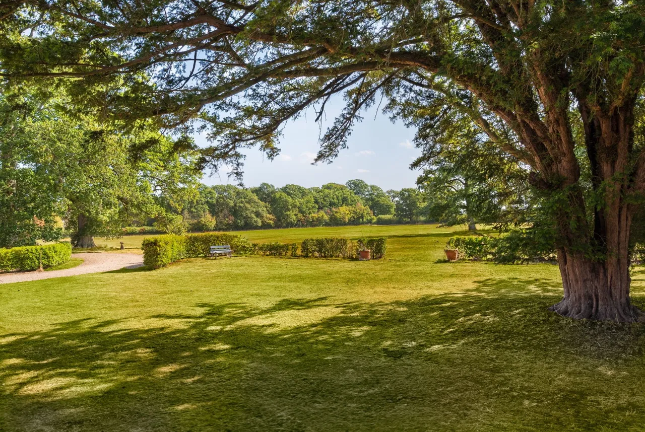 East Woodhay, photo 5