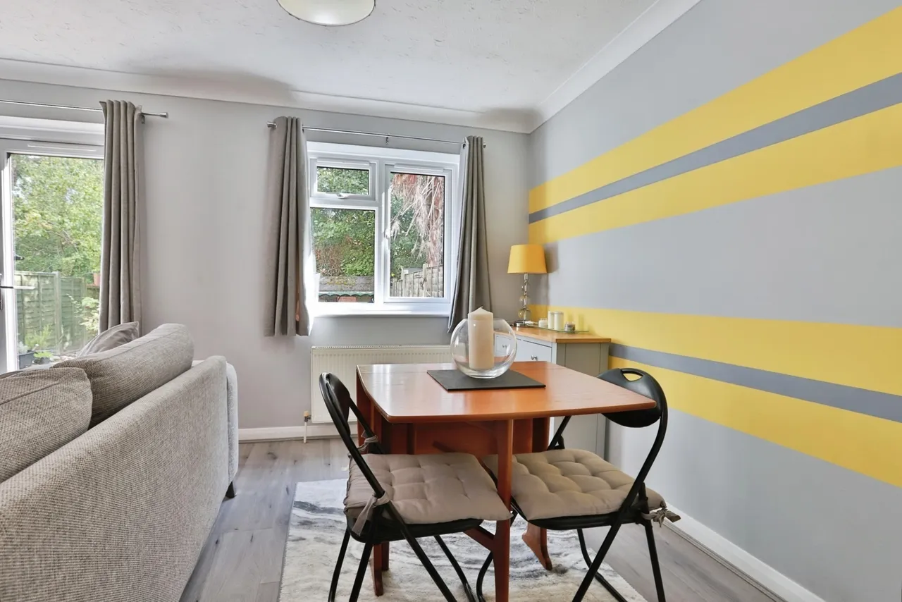 Royster Close, Canford Heath, BH17, photo 4