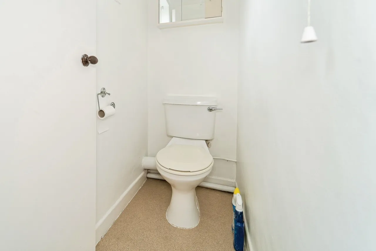Delapoer Drive, Haverfordwest, SA61, photo 8