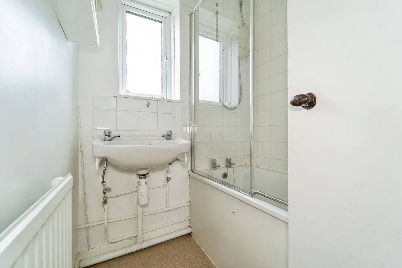 Delapoer Drive, Haverfordwest, SA61, photo 7