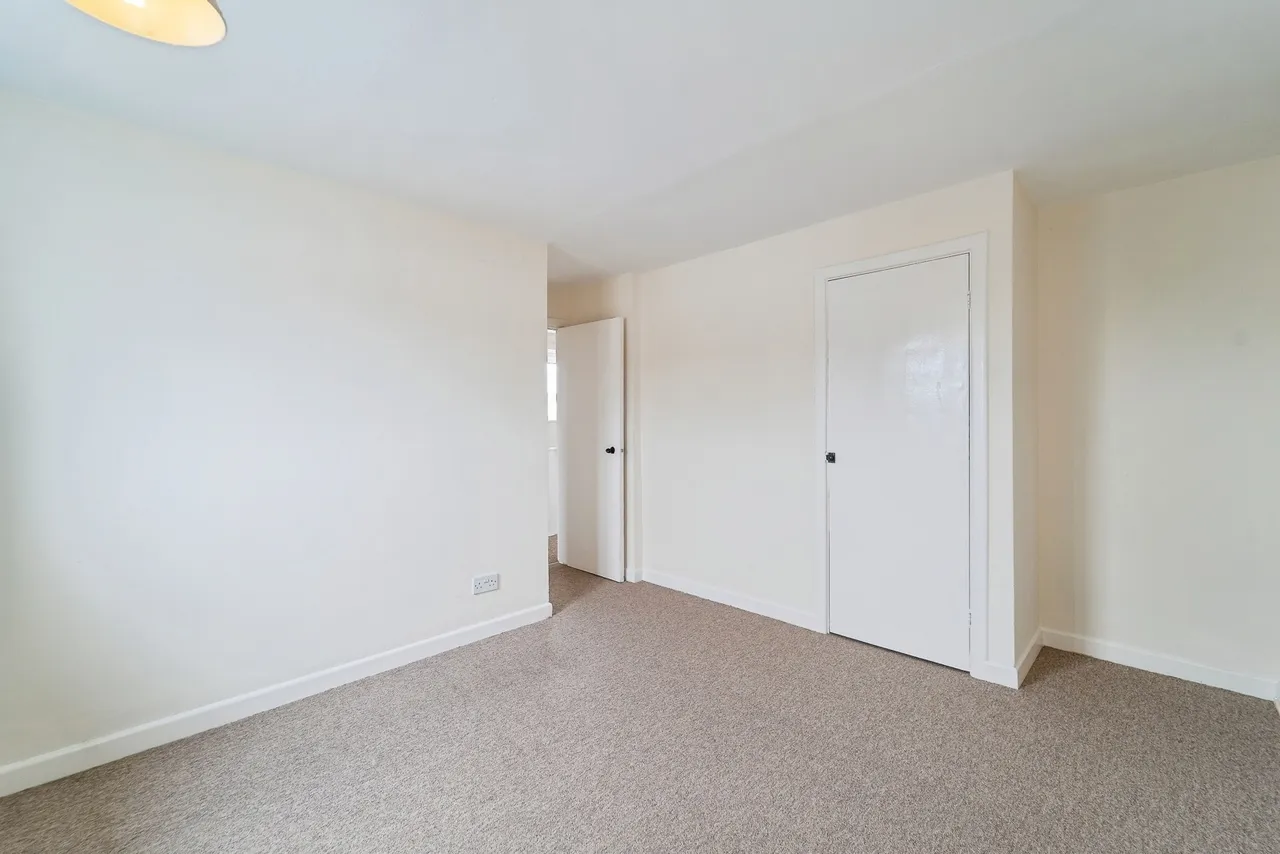 Delapoer Drive, Haverfordwest, SA61, photo 12
