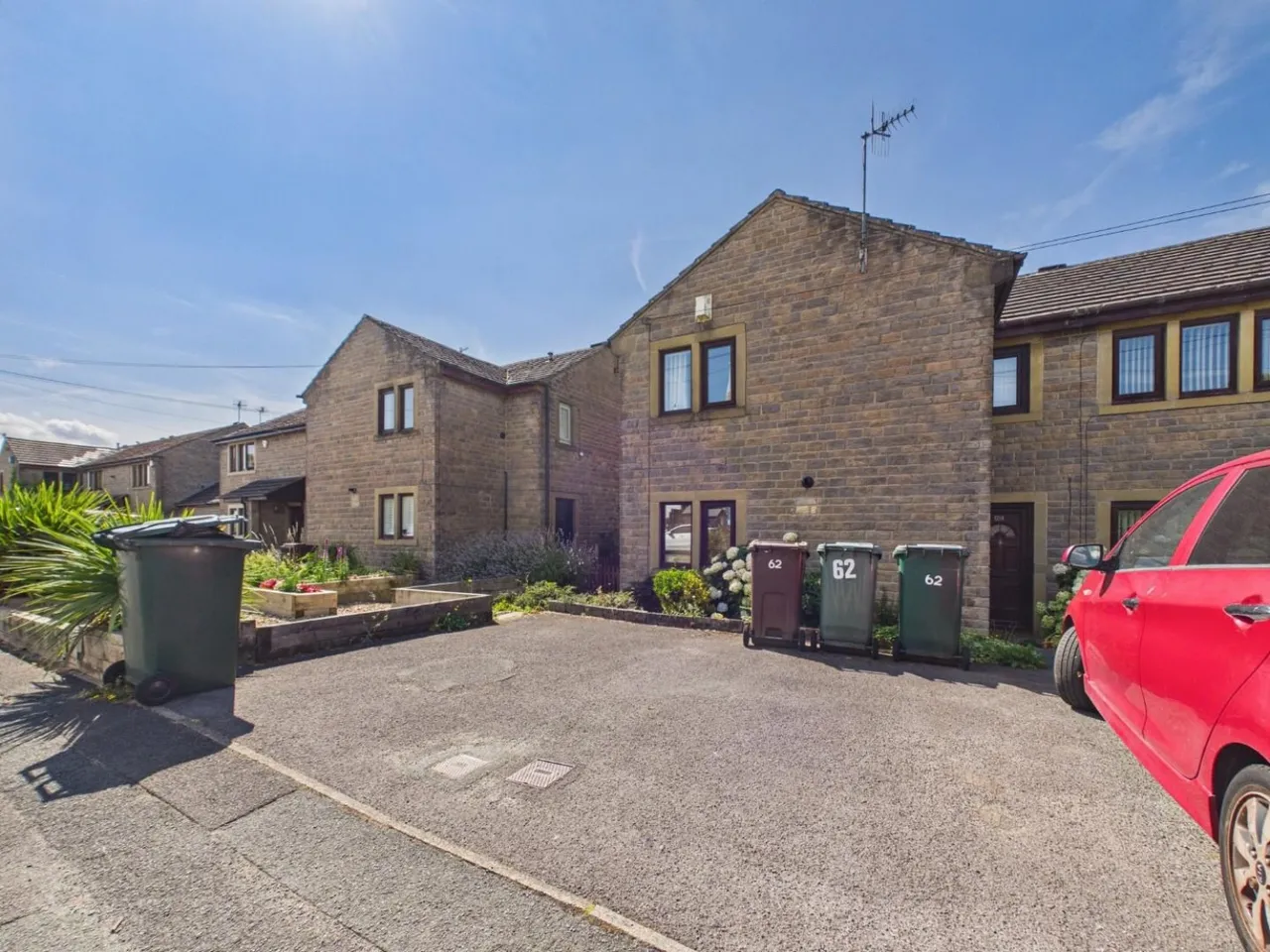Cornwall Road, Bingley, BD16, photo 17