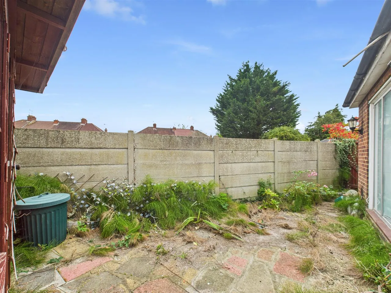 Willow Gardens, Ruislip, HA4 6JT, photo 8