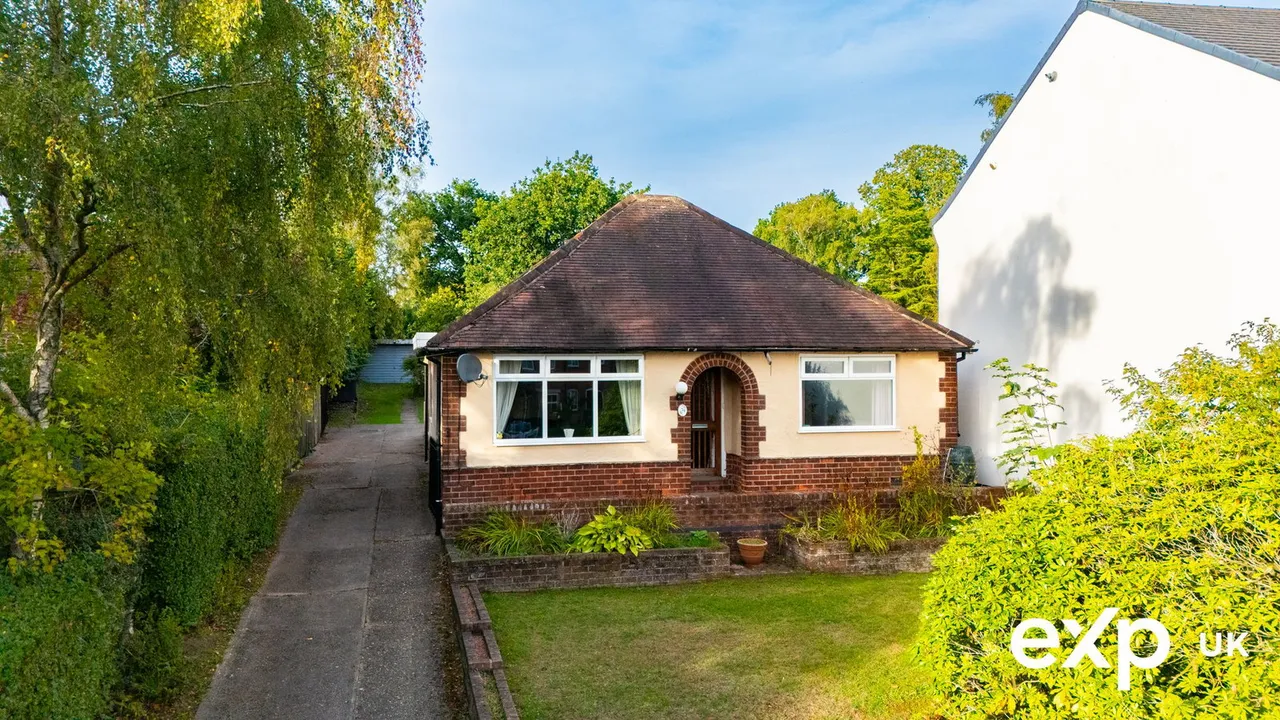 3 bed house for sale, Longdale Lane, Ravenshead