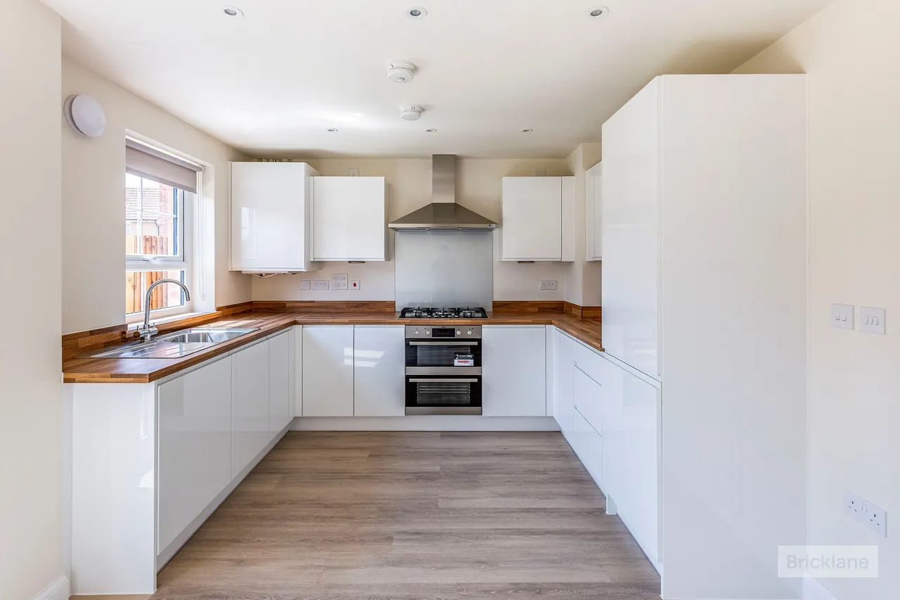 Almond Avenue, Whittlesey, PE7, photo 5