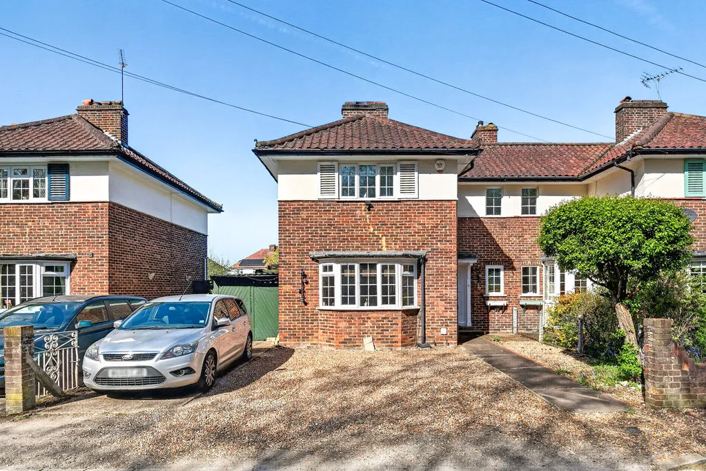 Abbotts Tilt Hersham, Walton-On-Thames KT12 4RB, photo 24