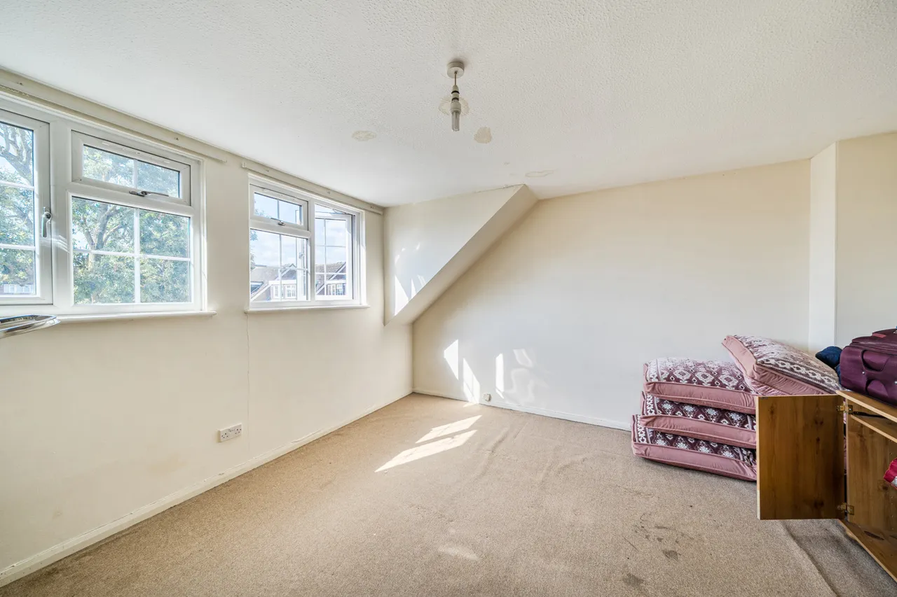 Bramble Close, Stanmore, HA7, photo 7