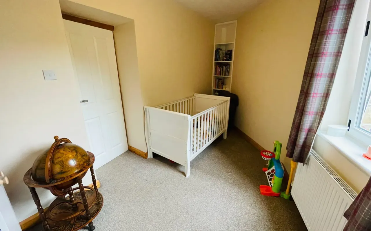 Wakefield Road, Denby Dale, photo 13