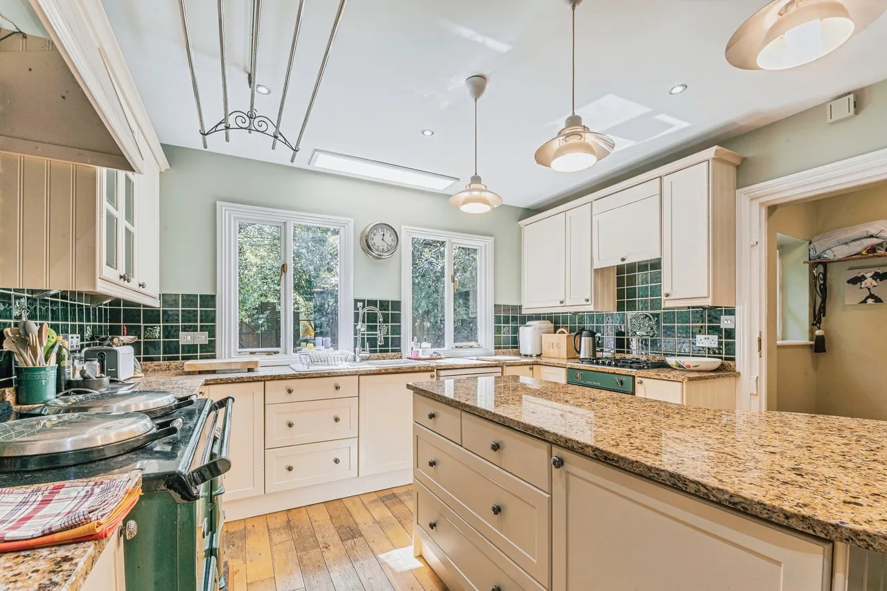 Bath Road, Chippenham, SN15, photo 3