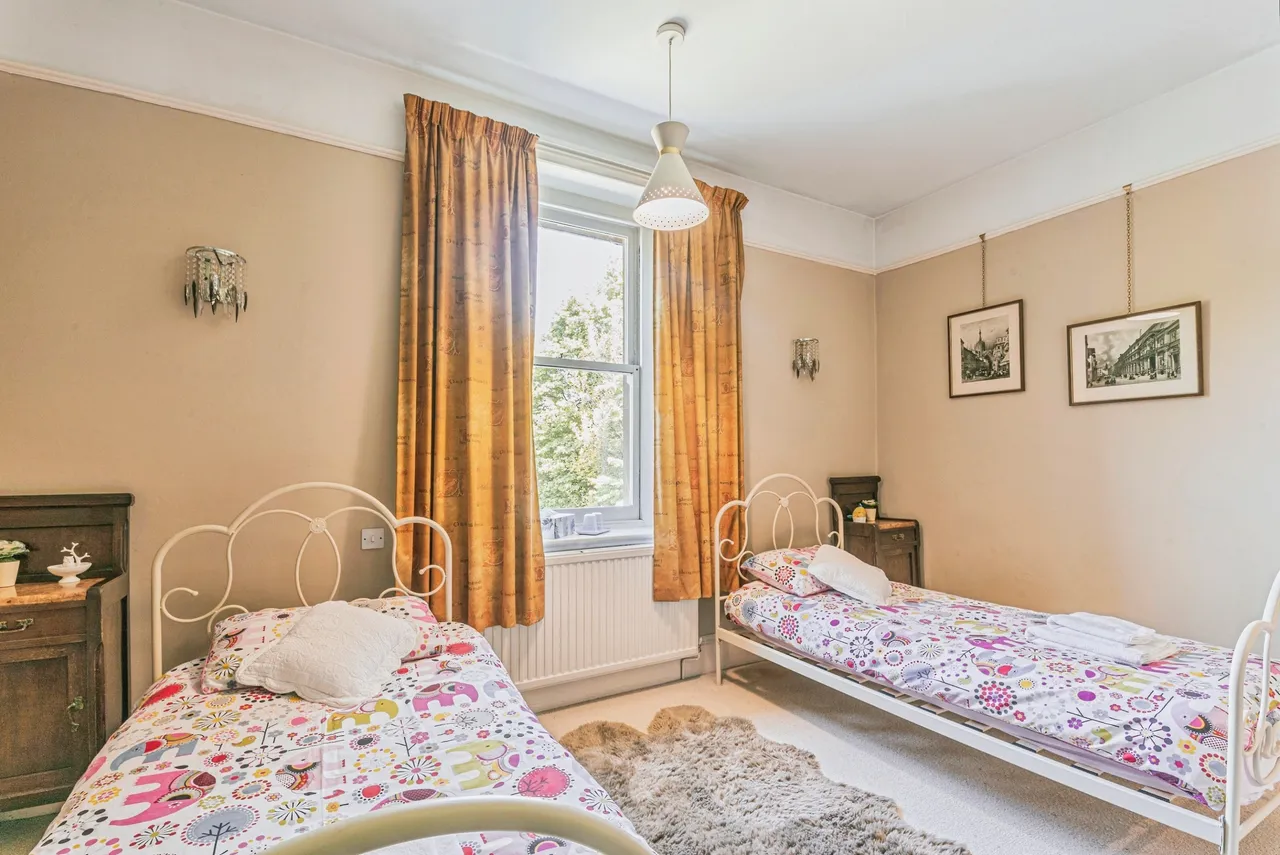 Bath Road, Chippenham, SN15, photo 17
