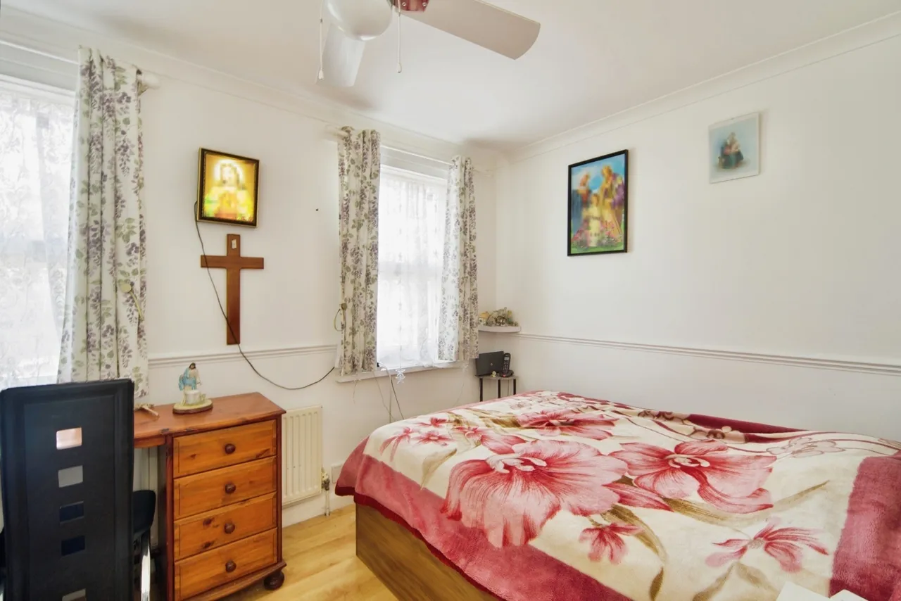 Church Lane, Dagenham, RM10, photo 6