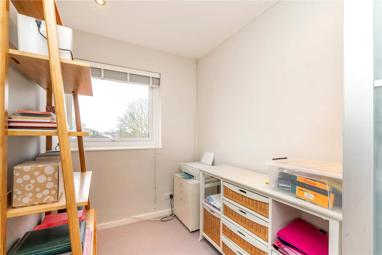 Grove Road, Shepperton, TW17 9EL, photo 9