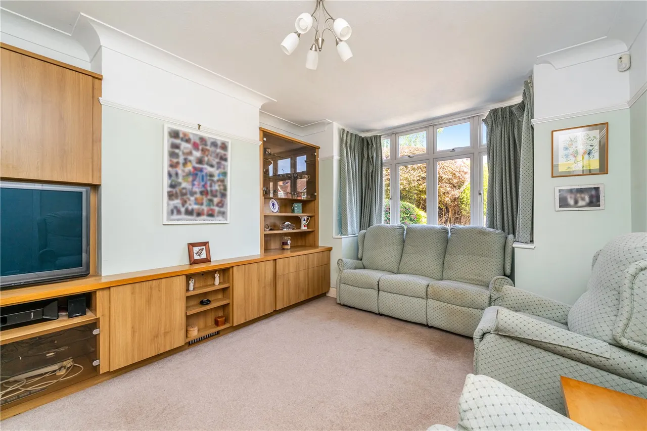 Hatherop Road, Hampton, TW12 2RQ, photo 3