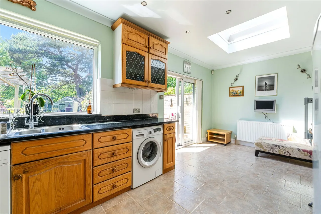 Hatherop Road, Hampton, TW12 2RQ, photo 6
