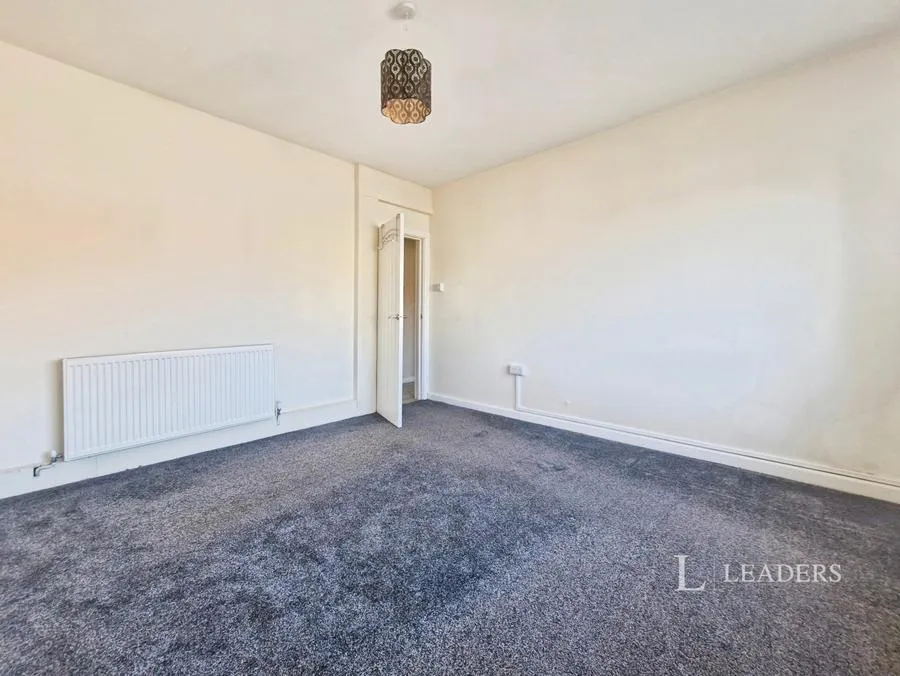 High Street, Gosport, PO12, photo 7