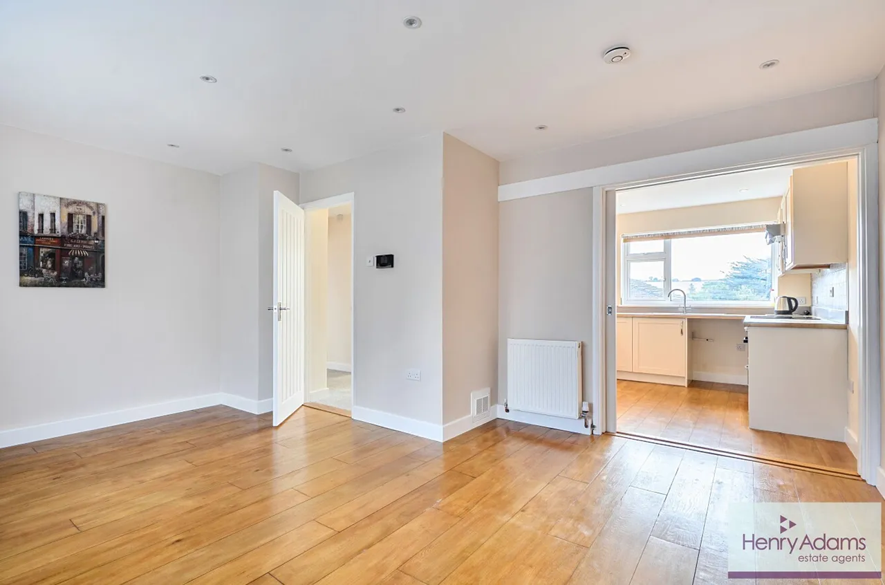 First Avenue, Catherington, PO8, photo 6