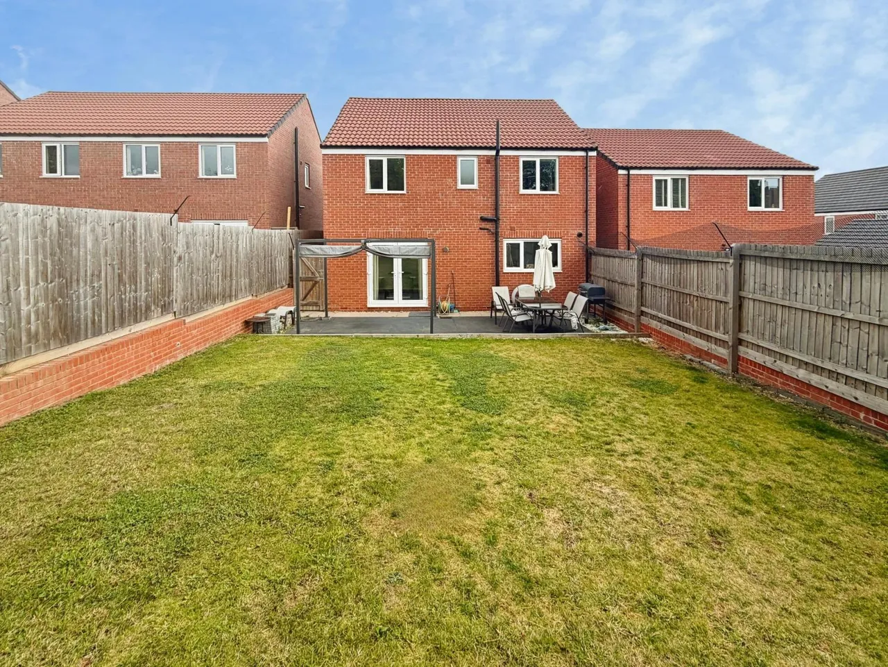 Jasper Avenue, Chesterfield, S41, photo 6