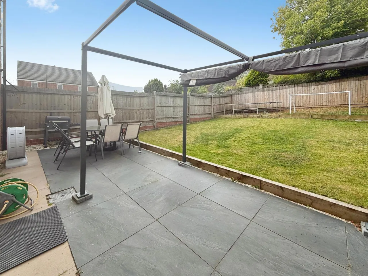 Jasper Avenue, Chesterfield, S41, photo 21