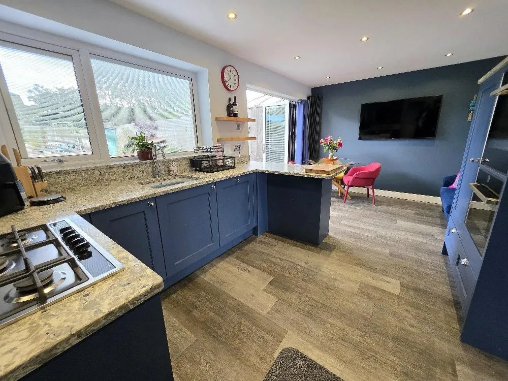 Rossendale Road, Heald Green, photo 4